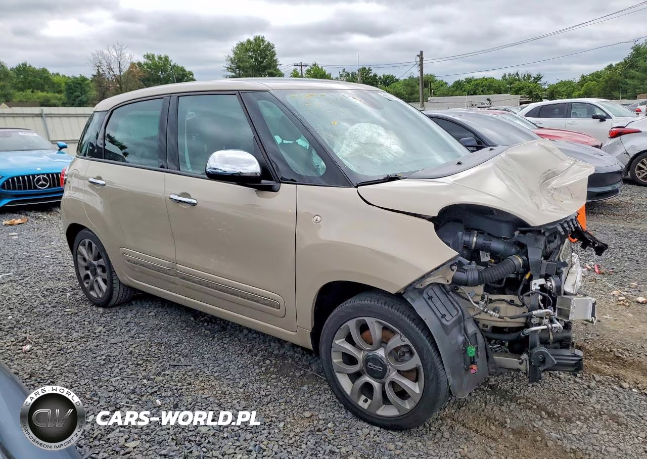 2017 Fiat 500L Lounge VIN:ZFBCFACH5HZ039406 - 4