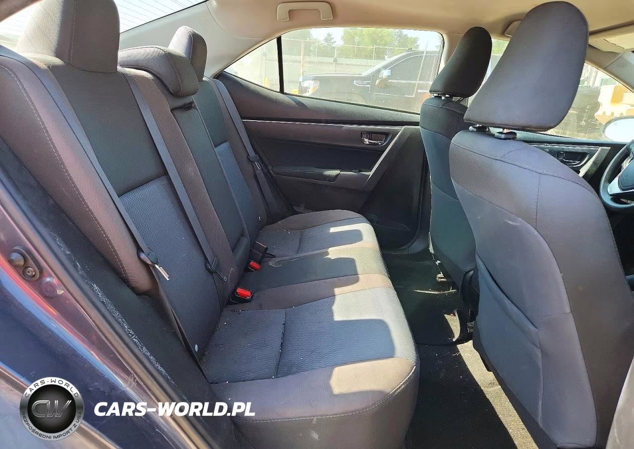 2017 Toyota Corolla Le VIN:5YFBURHE6HP675743 - 10