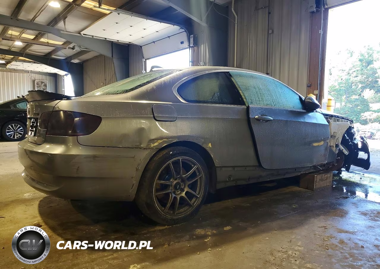 2009 BMW 328 Xi VIN:WBAWC33519PC87802 - 3