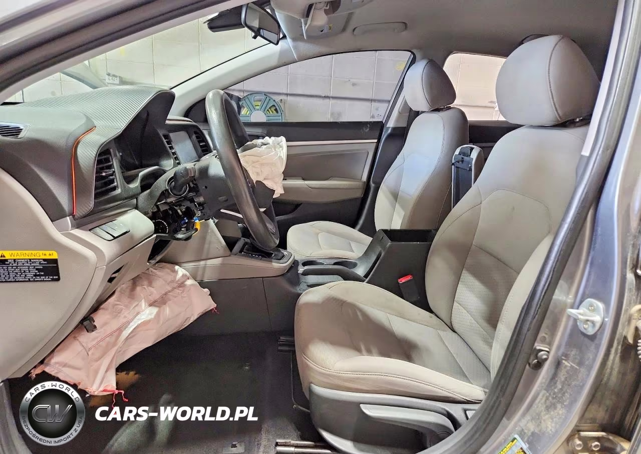 2019 Hyundai Elantra Sel VIN:5NPD84LF1KH407395 - 7