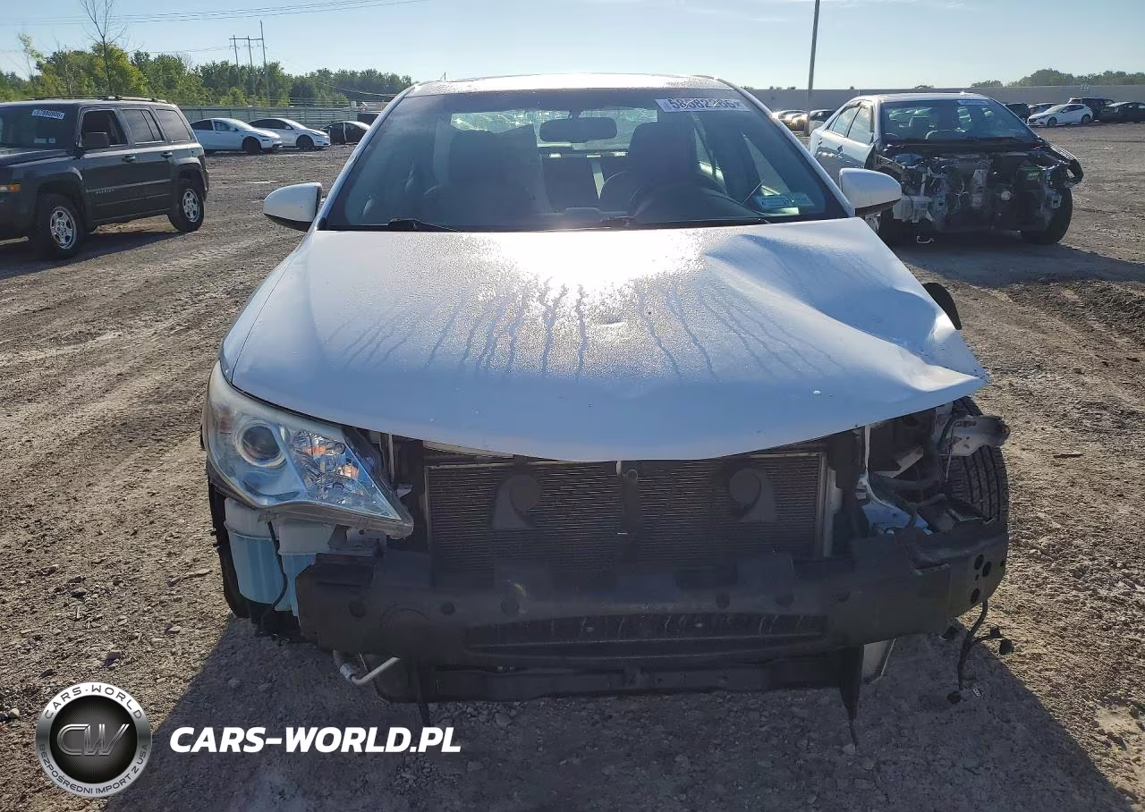 2014 Toyota Camry Xle VIN:4T4BF1FK5ER395350 - 5