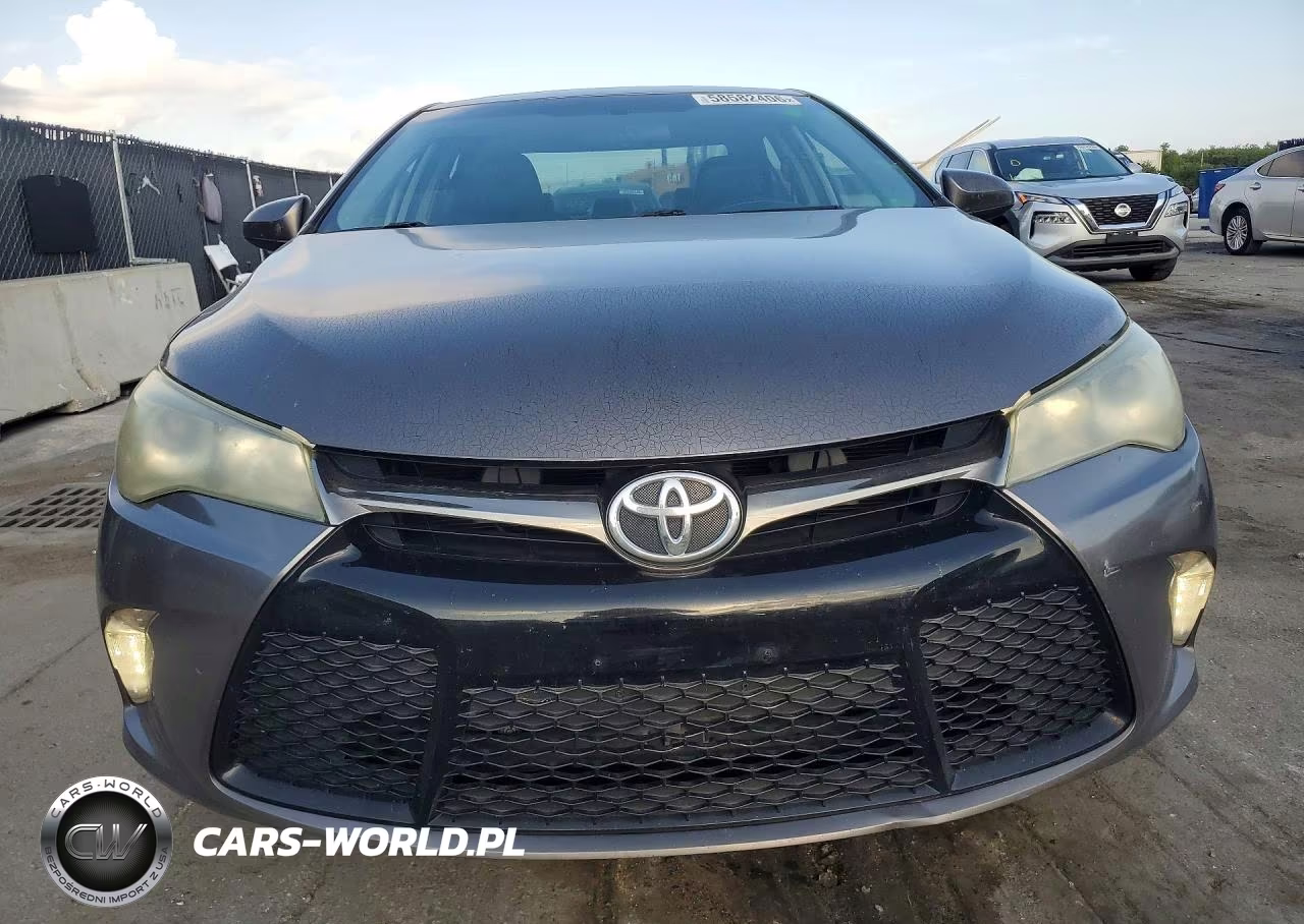 2016 Toyota Camry Xse VIN:4T1BF1FKXGU178549 - 5