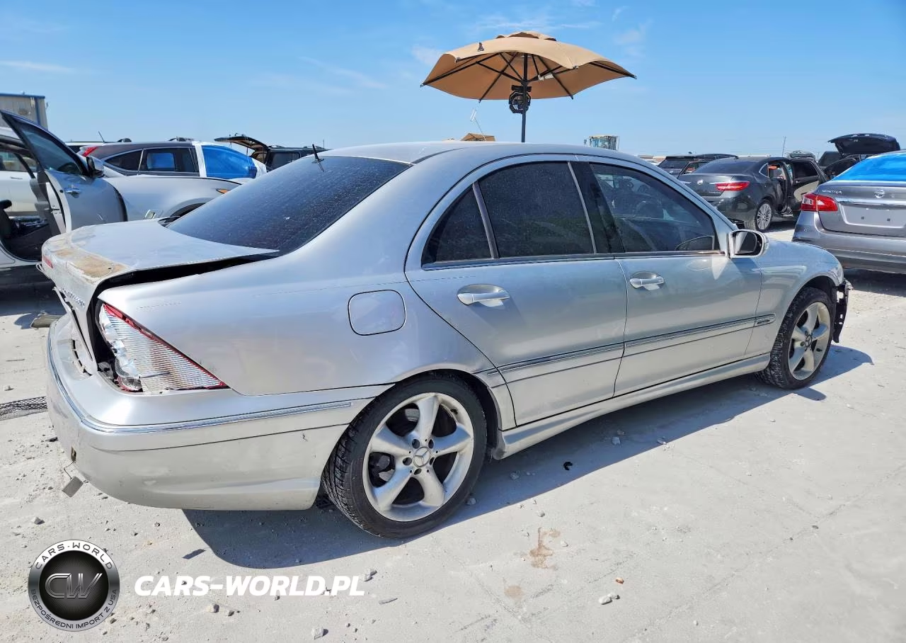 2005 Mercedes-Benz C 230K Sport Sedan VIN:WDBRF40J95F595875 - 3