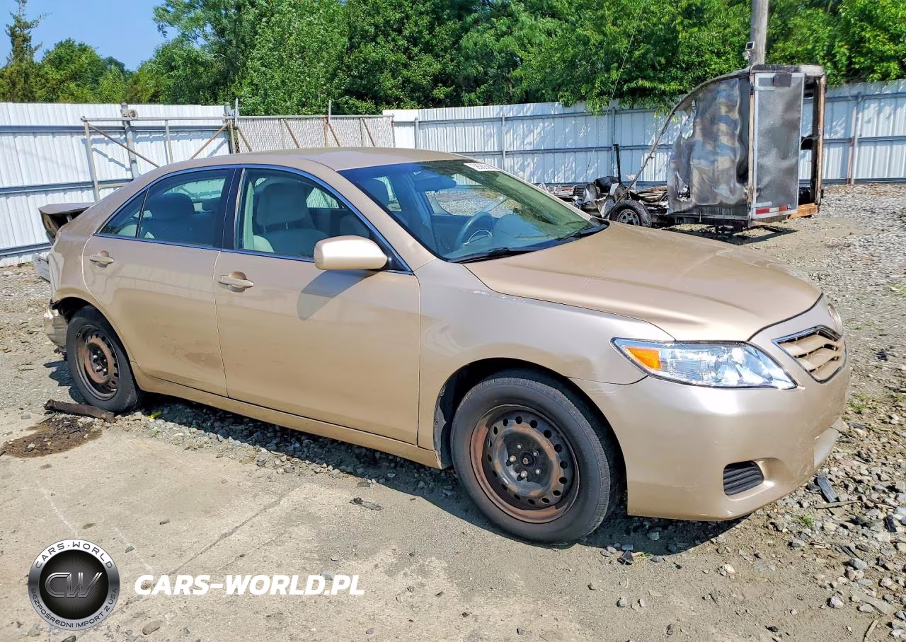 2010 Toyota Camry Le VIN:4T1BF3EK2AU034577 - 4