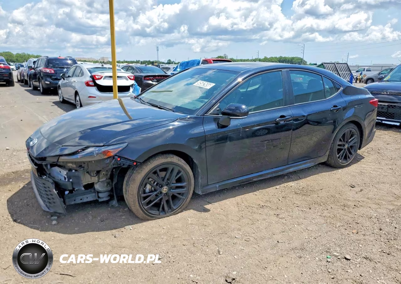 2025 Toyota Camry Se – zdjęcie 1 z 12
