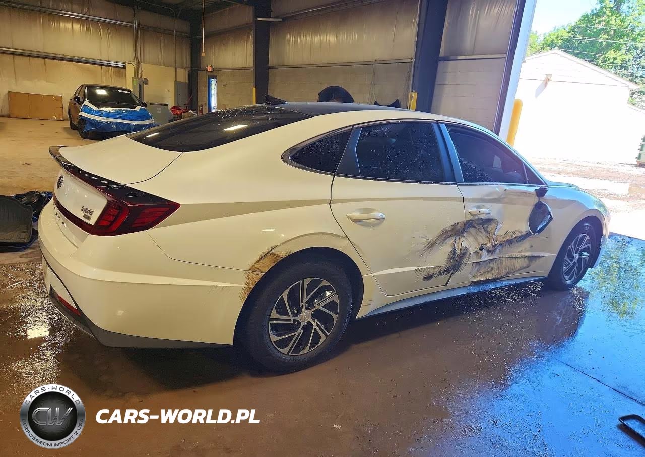 2021 Hyundai Sonata Hybrid Blue VIN:KMHL24JJ0MA033100 - 3