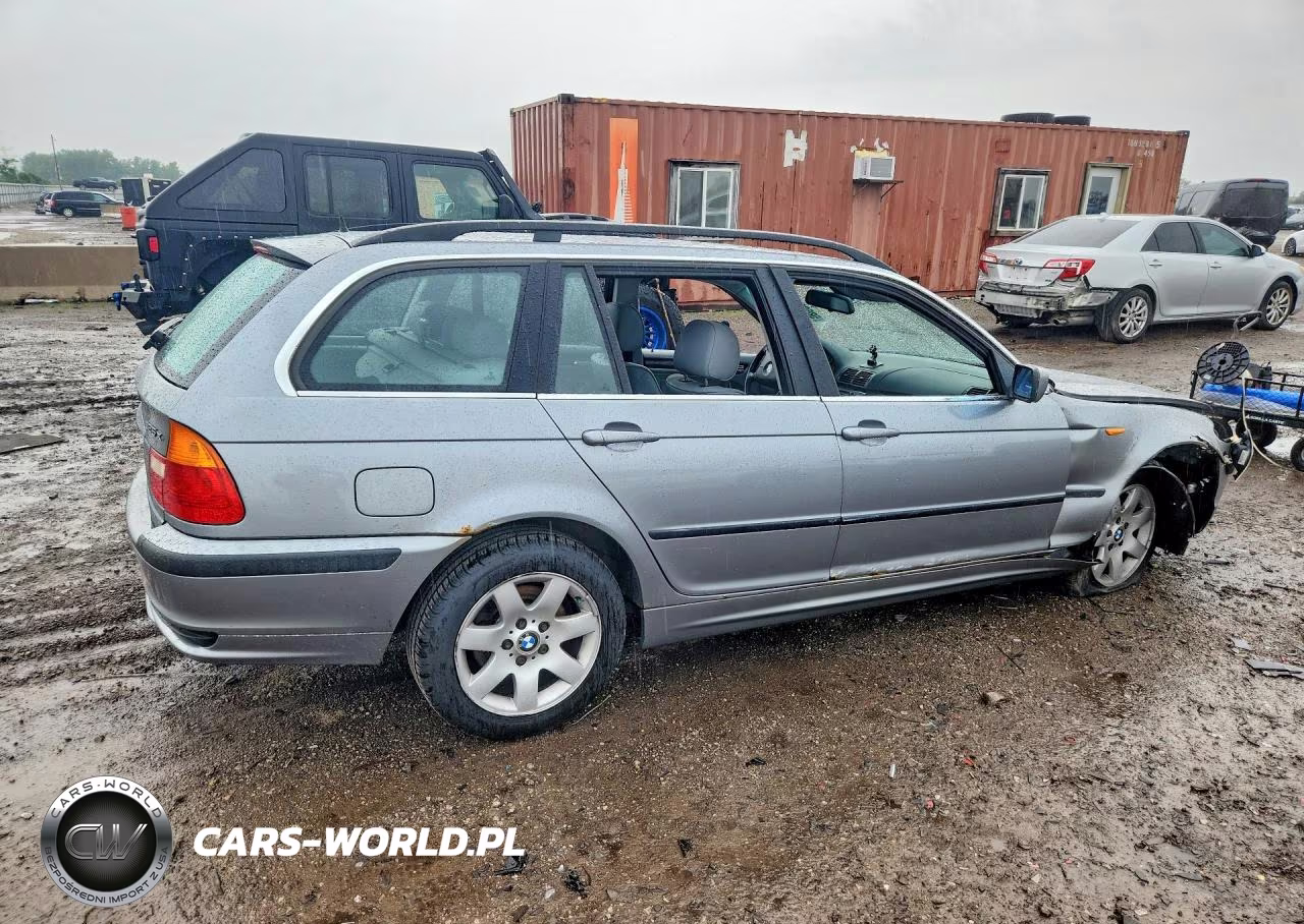 2003 BMW 325 Xit VIN:WBAEP33403PF03413 - 3