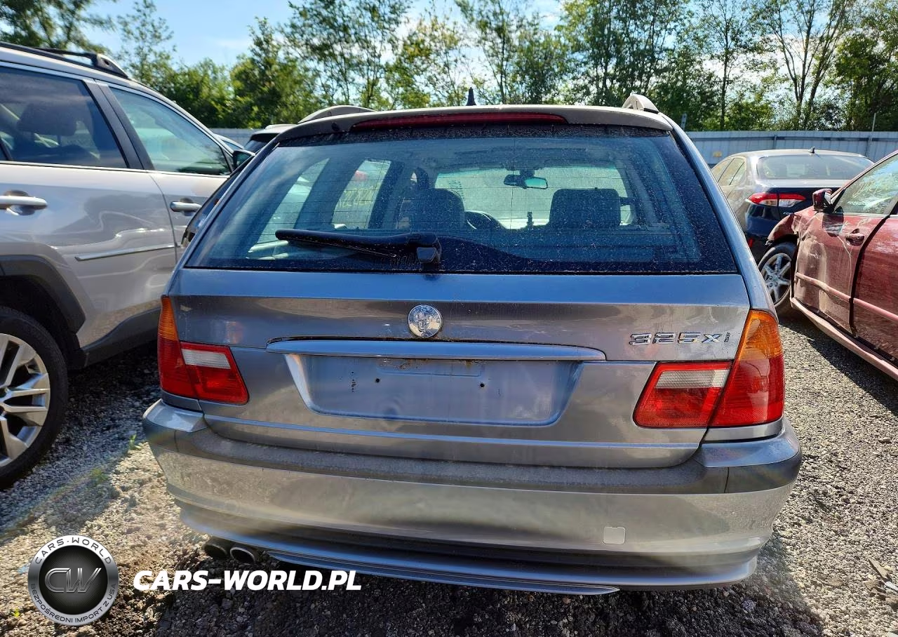 2003 BMW 325 Xit VIN:WBAEP33403PF03413 - 6