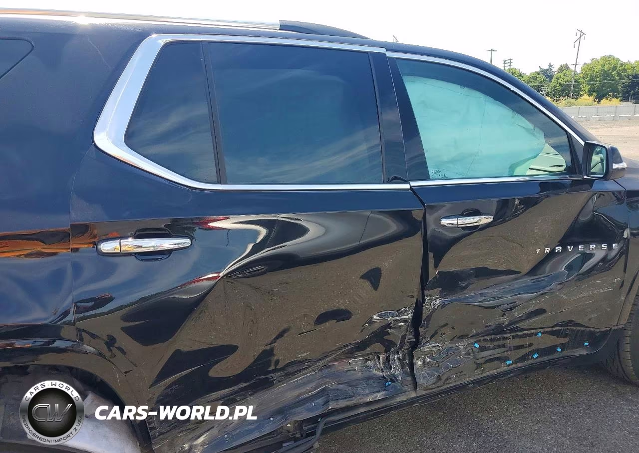 2023 Chevrolet Traverse Premier VIN:1GNEVKKWXPJ217491 - 10