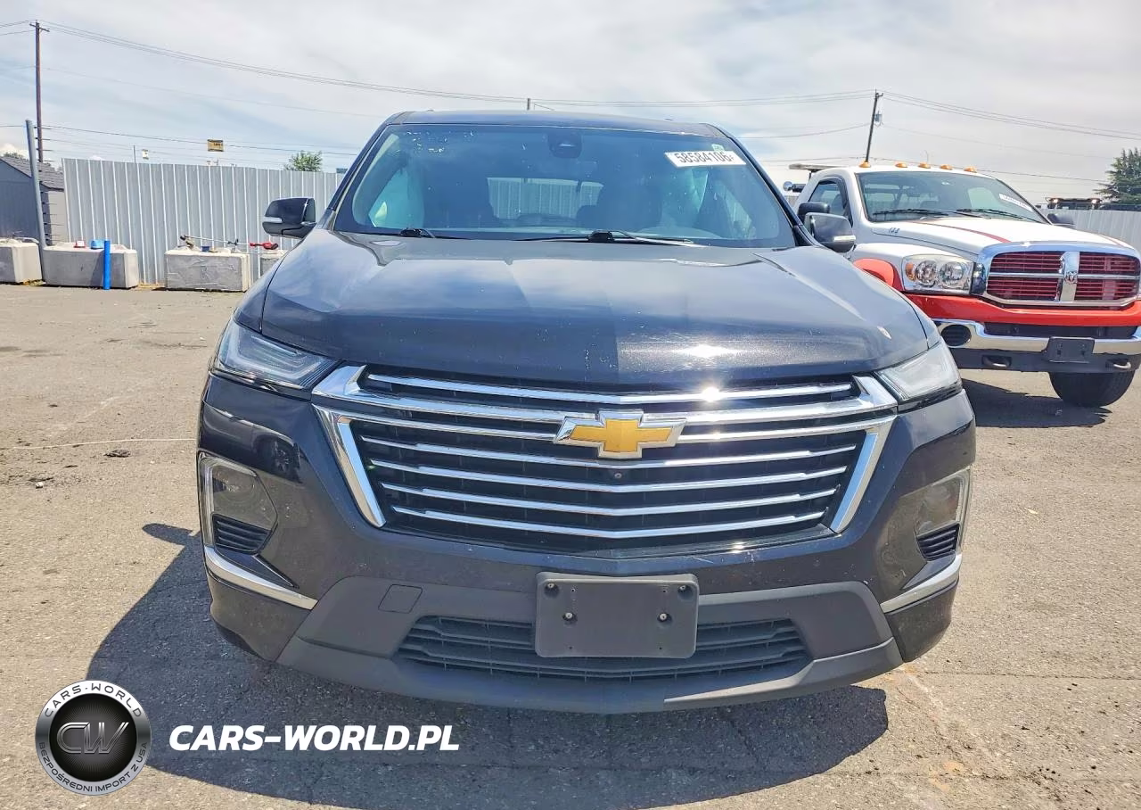 2023 Chevrolet Traverse Premier VIN:1GNEVKKWXPJ217491 - 5