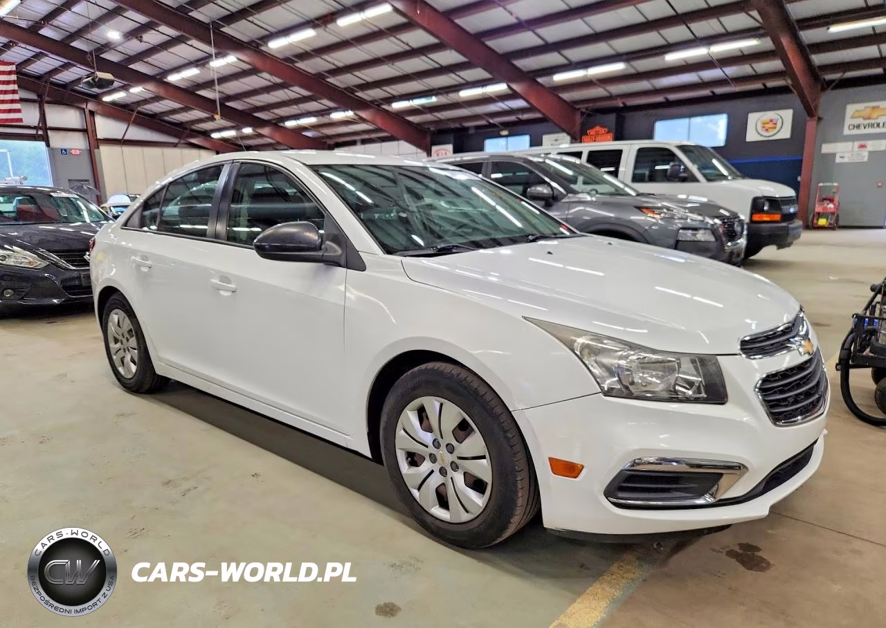 2016 Chevrolet Cruze Limited Ls VIN:1G1PC5SG2G7220487 - 4
