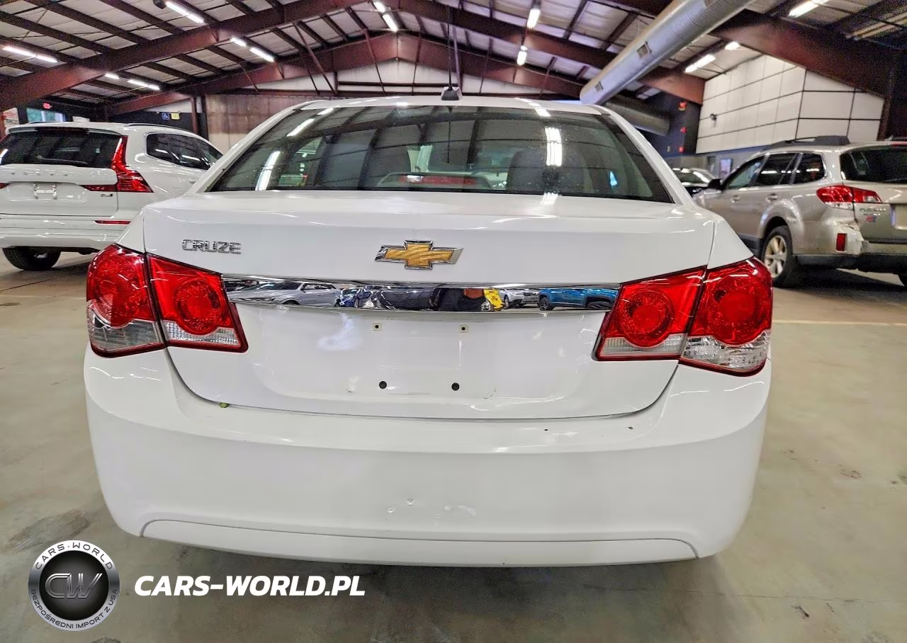 2016 Chevrolet Cruze Limited Ls VIN:1G1PC5SG2G7220487 - 6