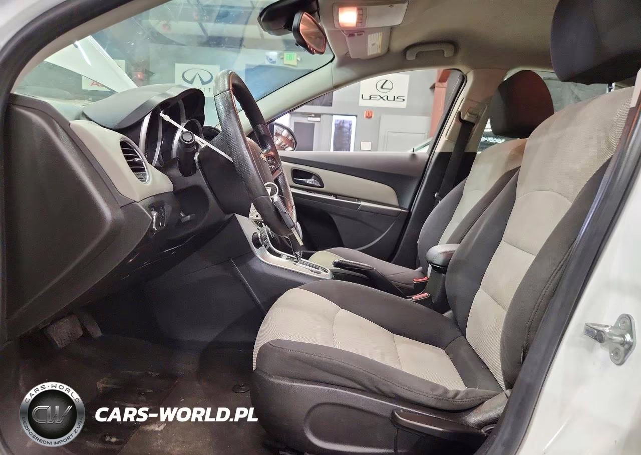 2016 Chevrolet Cruze Limited Ls VIN:1G1PC5SG2G7220487 - 7