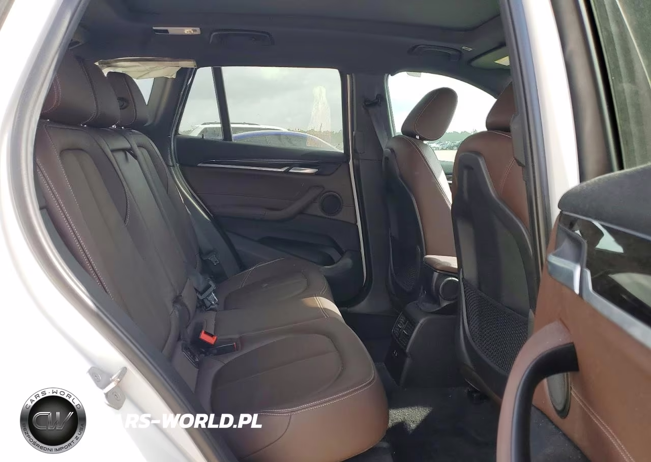 2020 BMW X1 Sdrive28I VIN:WBXJG7C04L5R63739 - 11