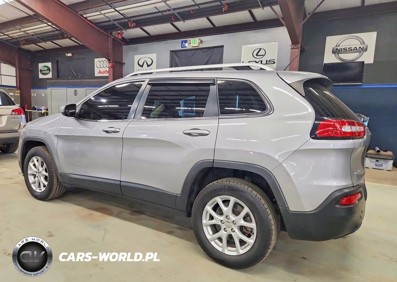 2014 Jeep Cherokee Latitude VIN:1C4PJMCS2EW129121 - 2
