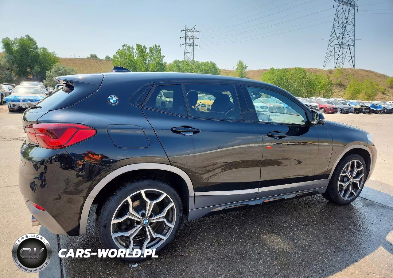 2018 BMW X2 xDrive28I VIN:WBXYJ5C39JEF78448 - 3