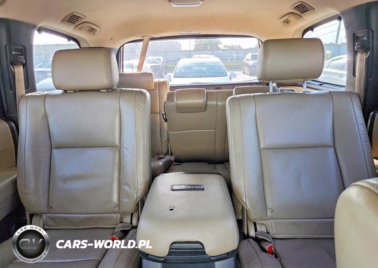 2010 Toyota Sequoia Platinum VIN:5TDYY5G18AS029736 - 10