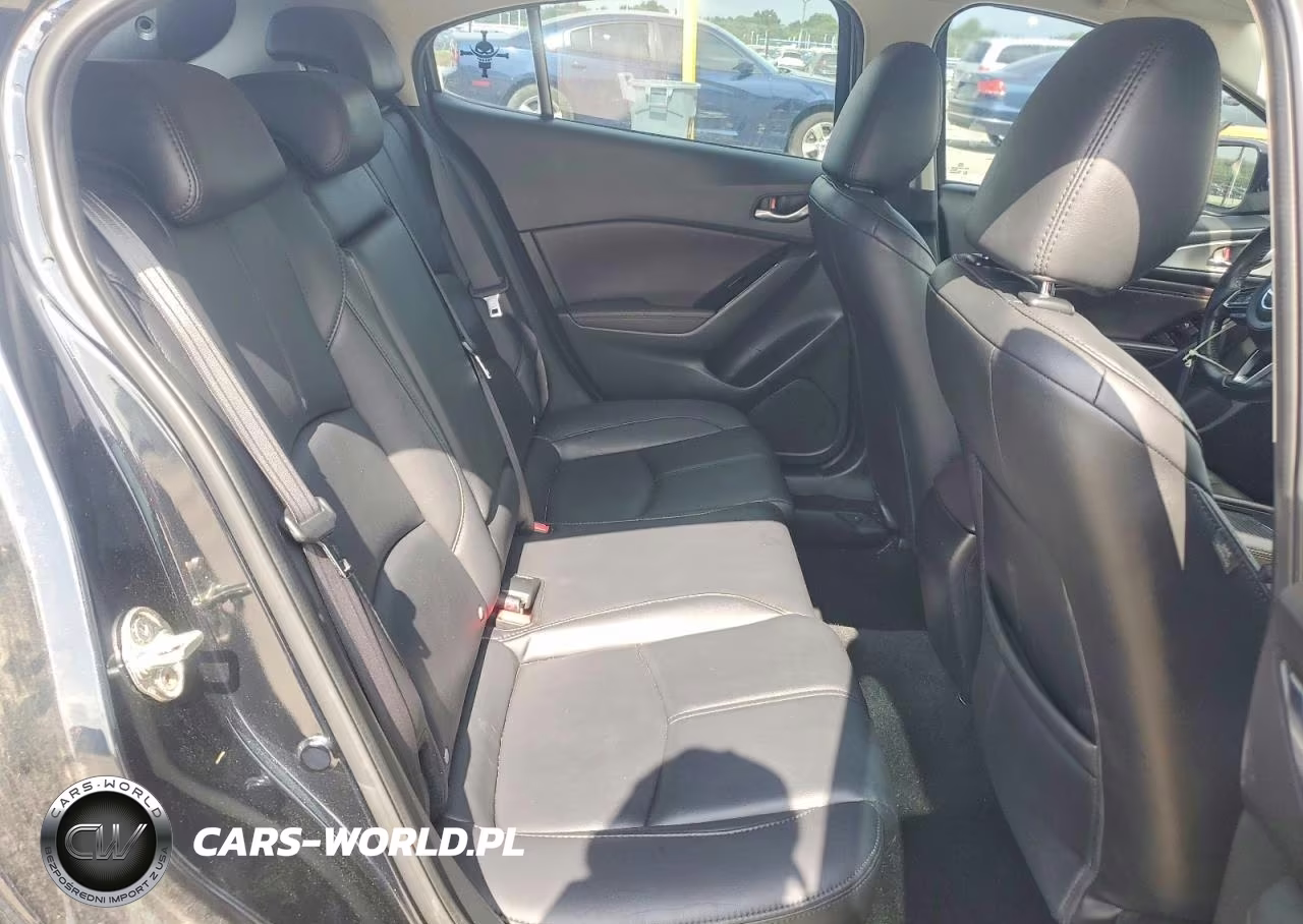 2018 Mazda 3 Touring VIN:3MZBN1L37JM164315 - 11