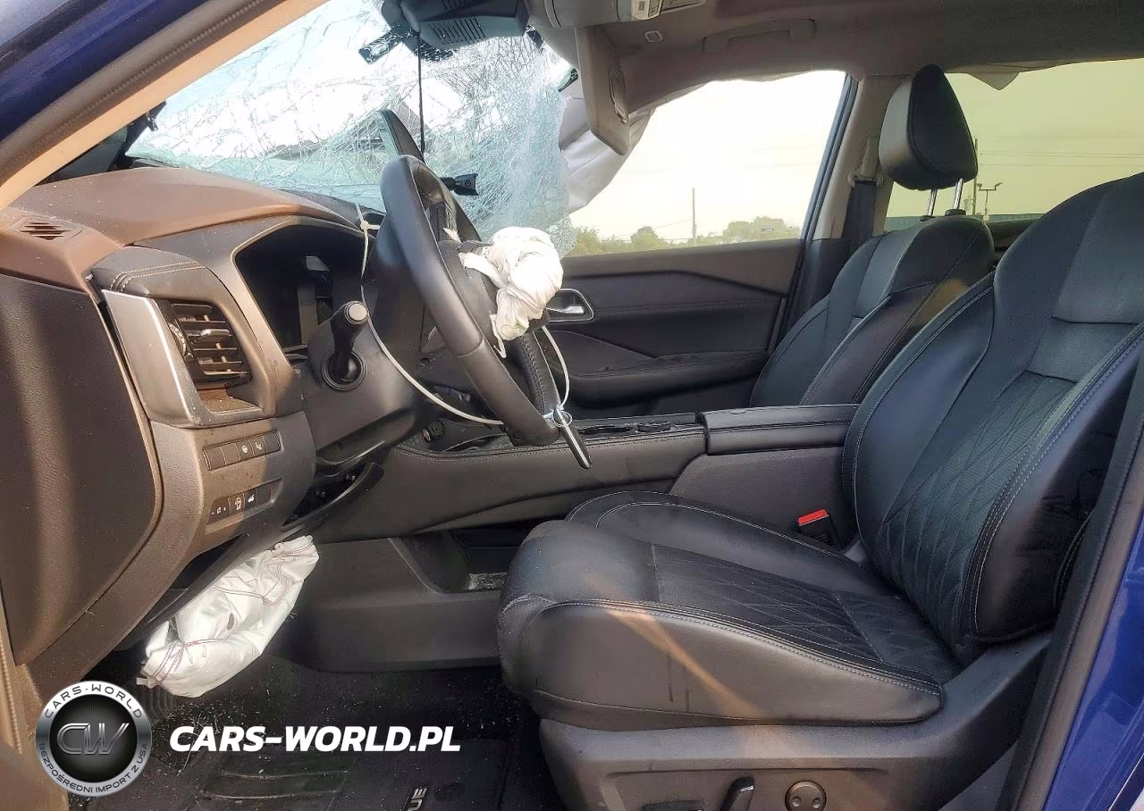 2023 Nissan Rogue Platinum VIN:JN8BT3DD9PW318659 - 7