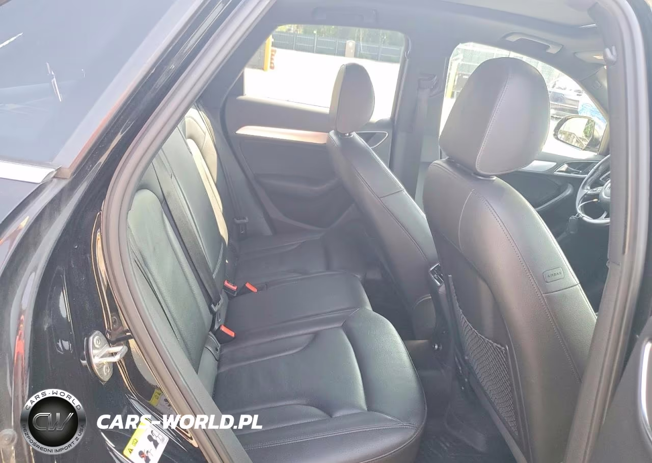 2015 Audi Q3 Premium Plus VIN:WA1EFCFS2FR012244 - 11