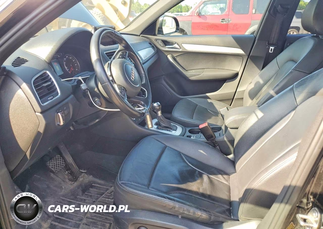 2015 Audi Q3 Premium Plus VIN:WA1EFCFS2FR012244 - 7