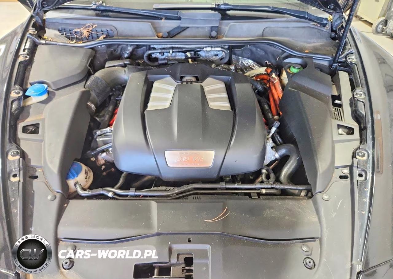 2011 Porsche Cayenne S Hybrid VIN:WP1AE2A28BLA92802 - 12
