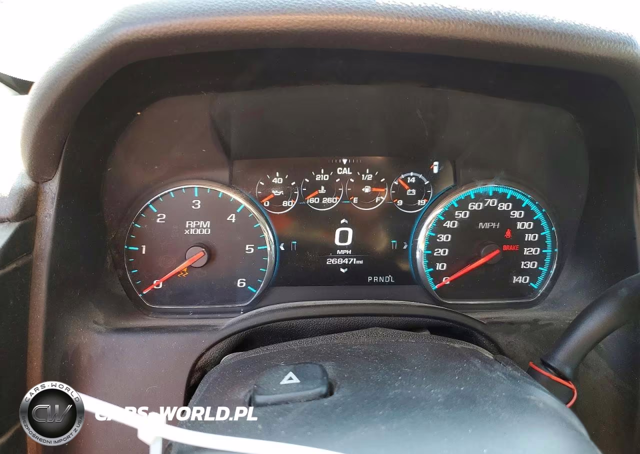 2017 Chevrolet Suburban K1500 Premier VIN:1GNSKJKC5HR151124 - 9
