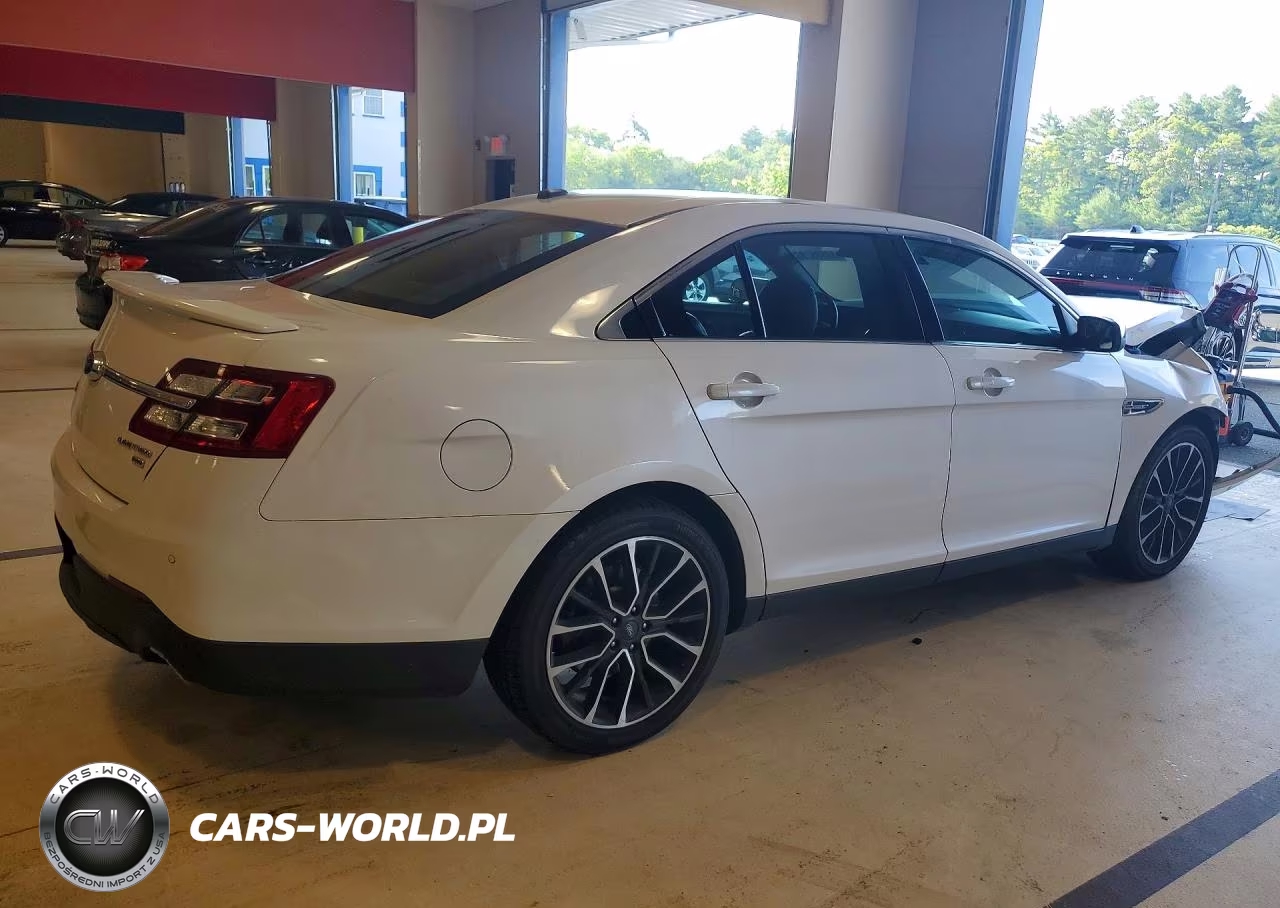 2019 Ford Taurus Limited VIN:1FAHP2J87KG114995 - 3