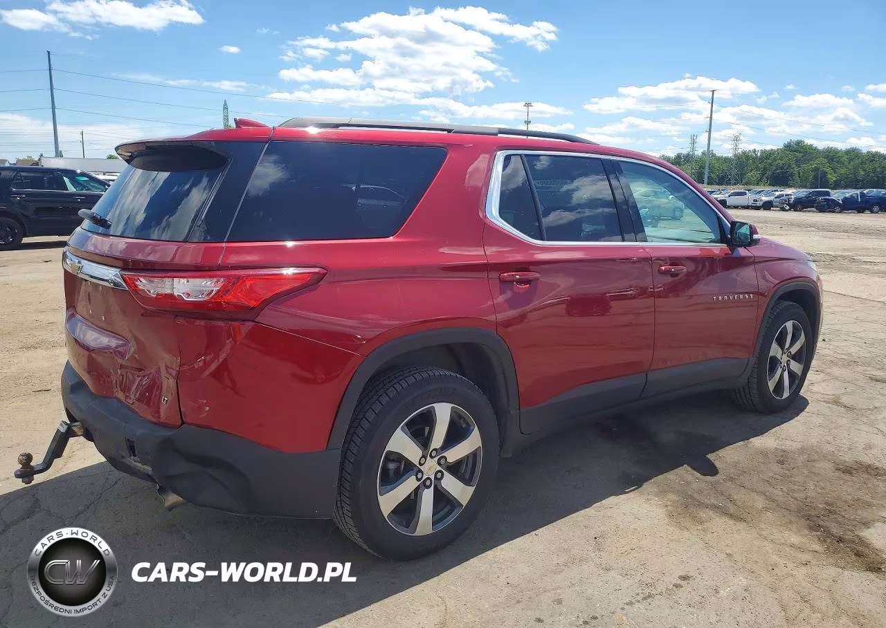 2019 Chevrolet Traverse Lt VIN:1GNERHKWXKJ285371 - 3