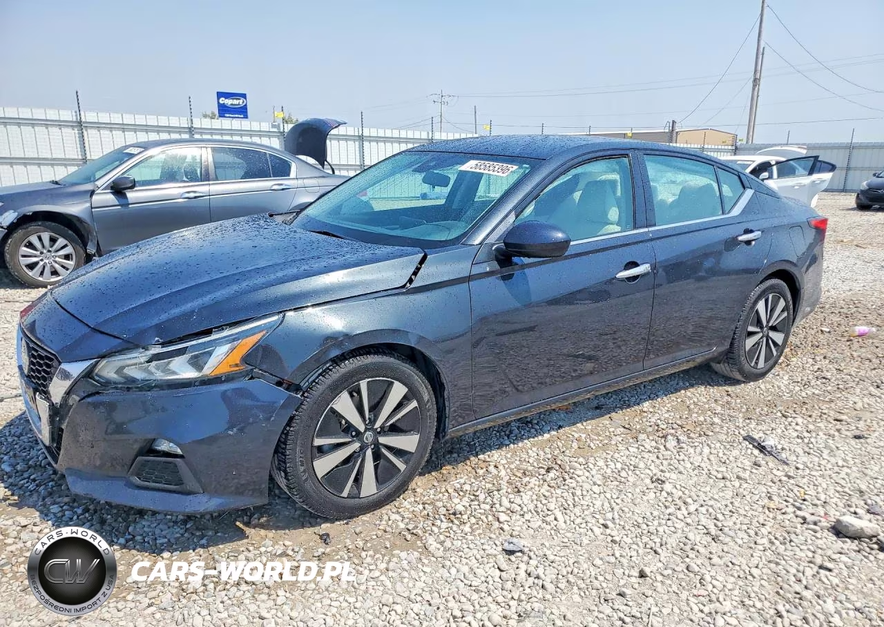 2021 Nissan Altima Sv