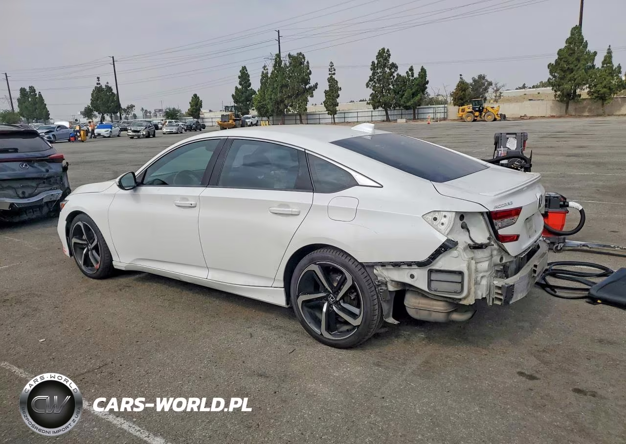 2018 Honda Accord Sport VIN:1HGCV1F32JA802424 - 2