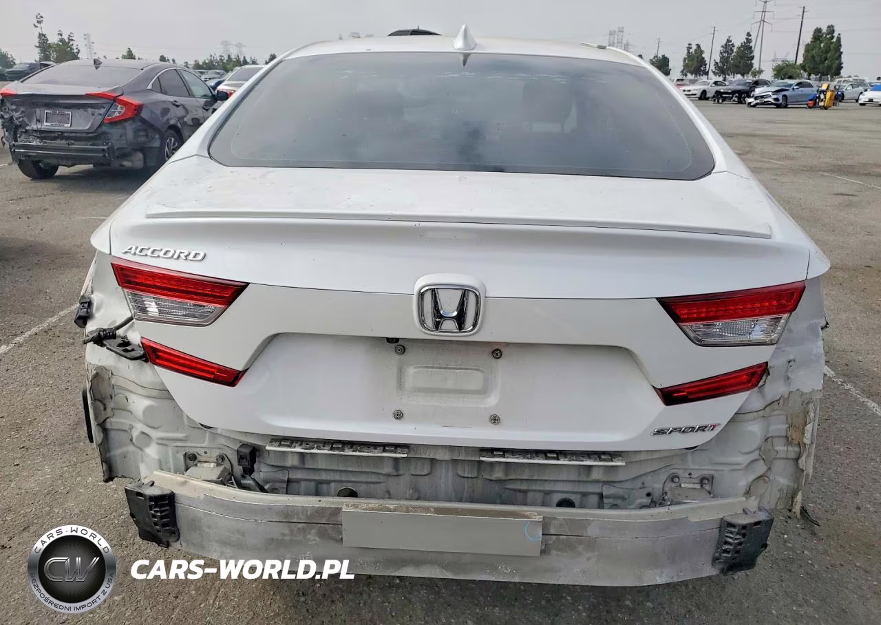 2018 Honda Accord Sport VIN:1HGCV1F32JA802424 - 6