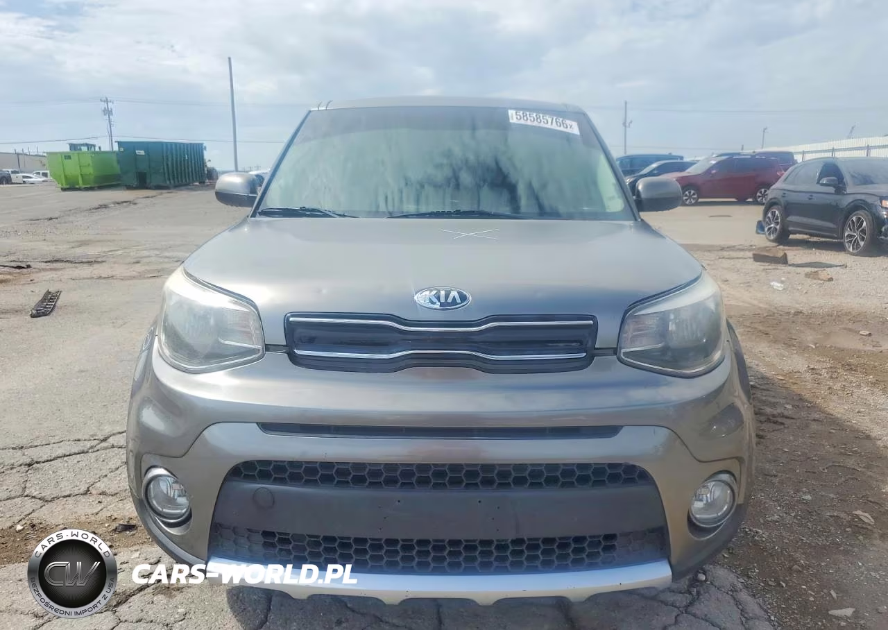 2018 Kia Soul + VIN:KNDJP3A53J7585600 - 5
