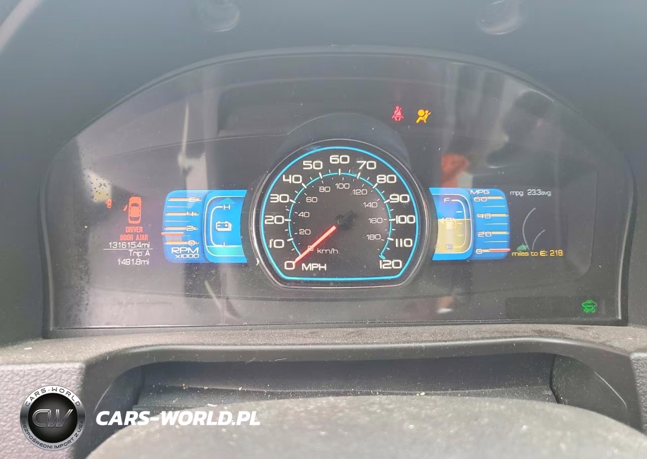 2012 Ford Fusion Hybrid VIN:3FADP0L36CR197740 - 9