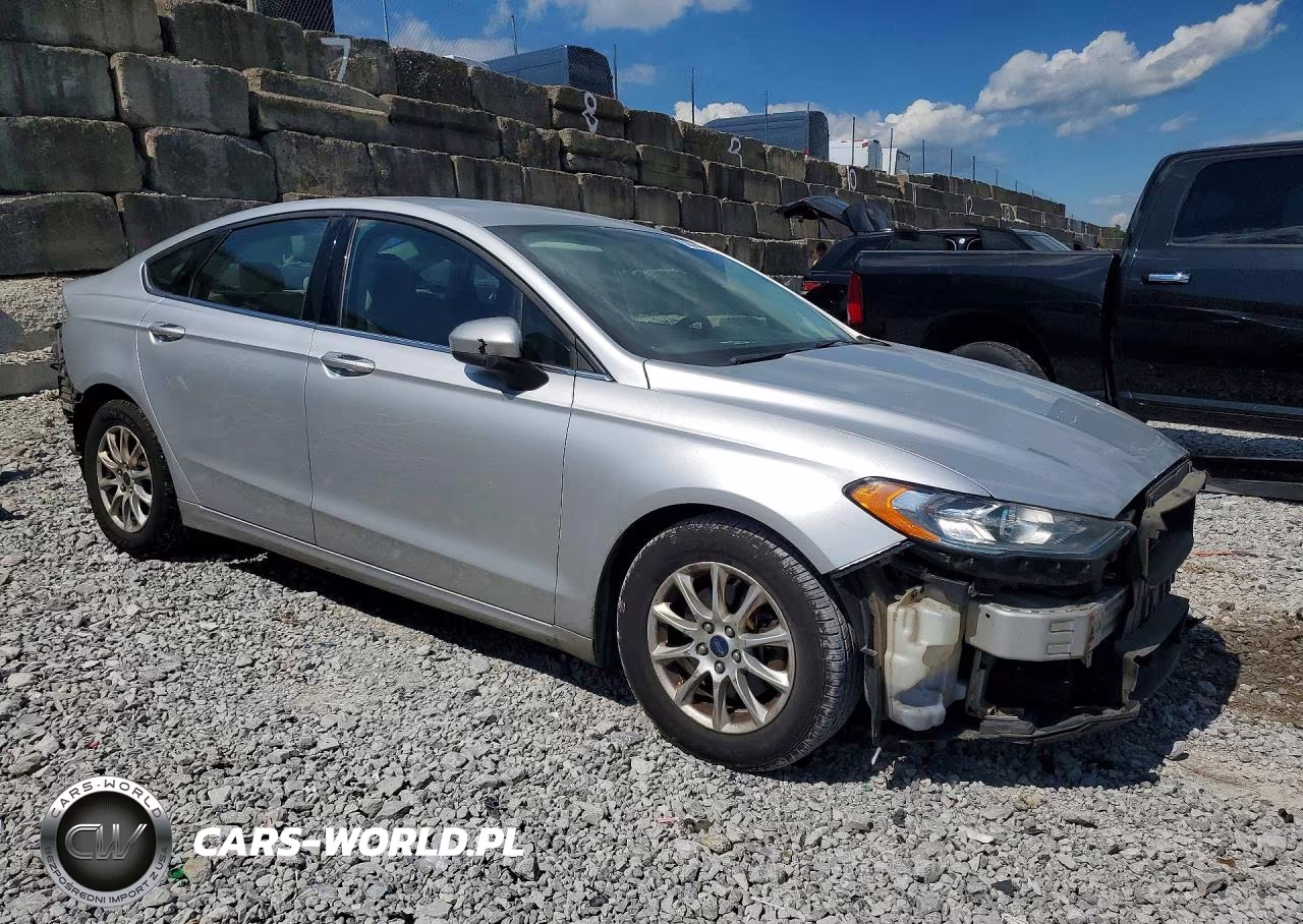 2017 Ford Fusion S VIN:3FA6P0G73HR176874 - 4