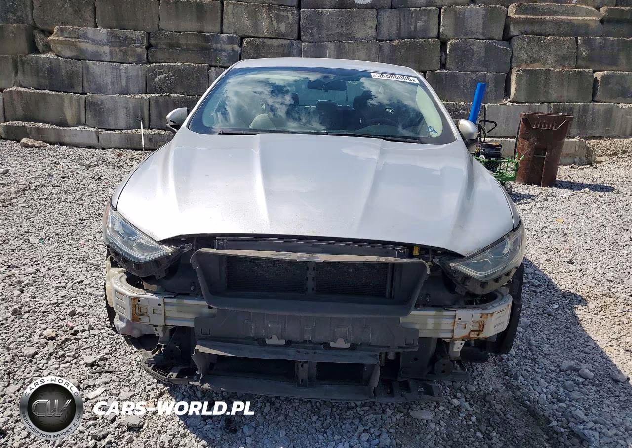 2017 Ford Fusion S VIN:3FA6P0G73HR176874 - 5