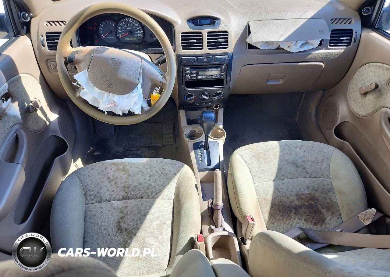 2003 Kia Rio Base VIN:KNADC125636281761 - 8