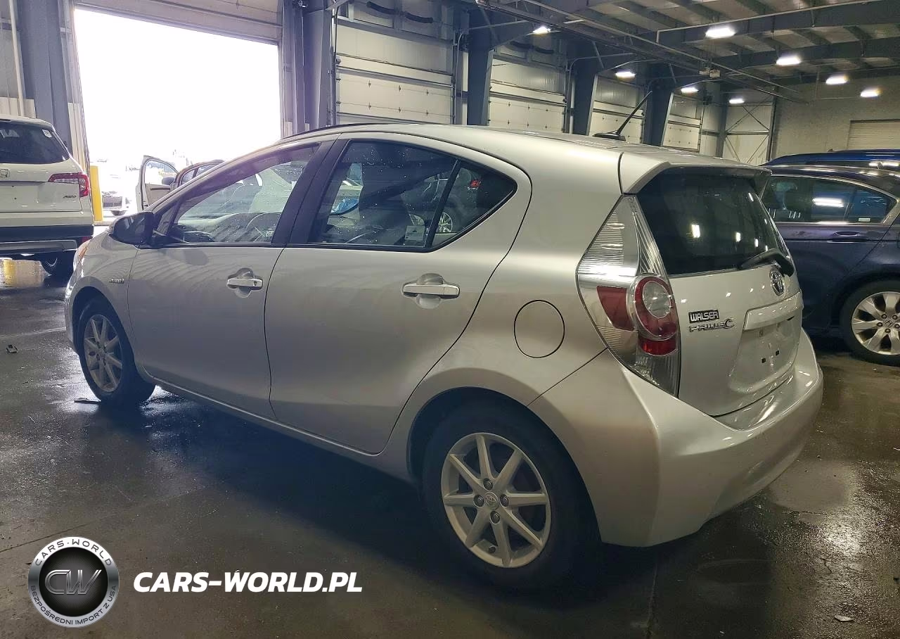 2013 Toyota Prius C Four VIN:JTDKDTB31D1039024 - 2
