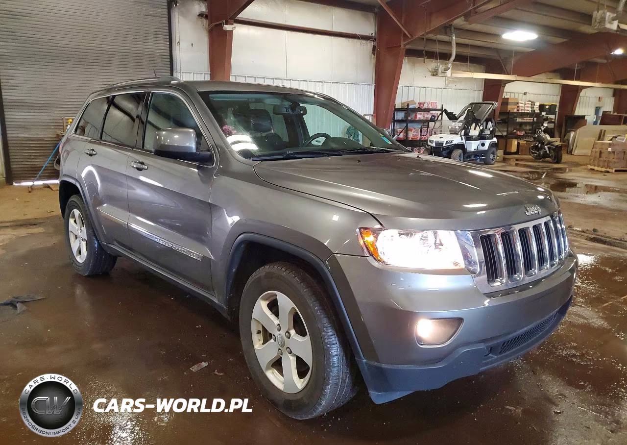 2012 Jeep Grand Cherokee Laredo VIN:1C4RJFAG5CC255555 - 4