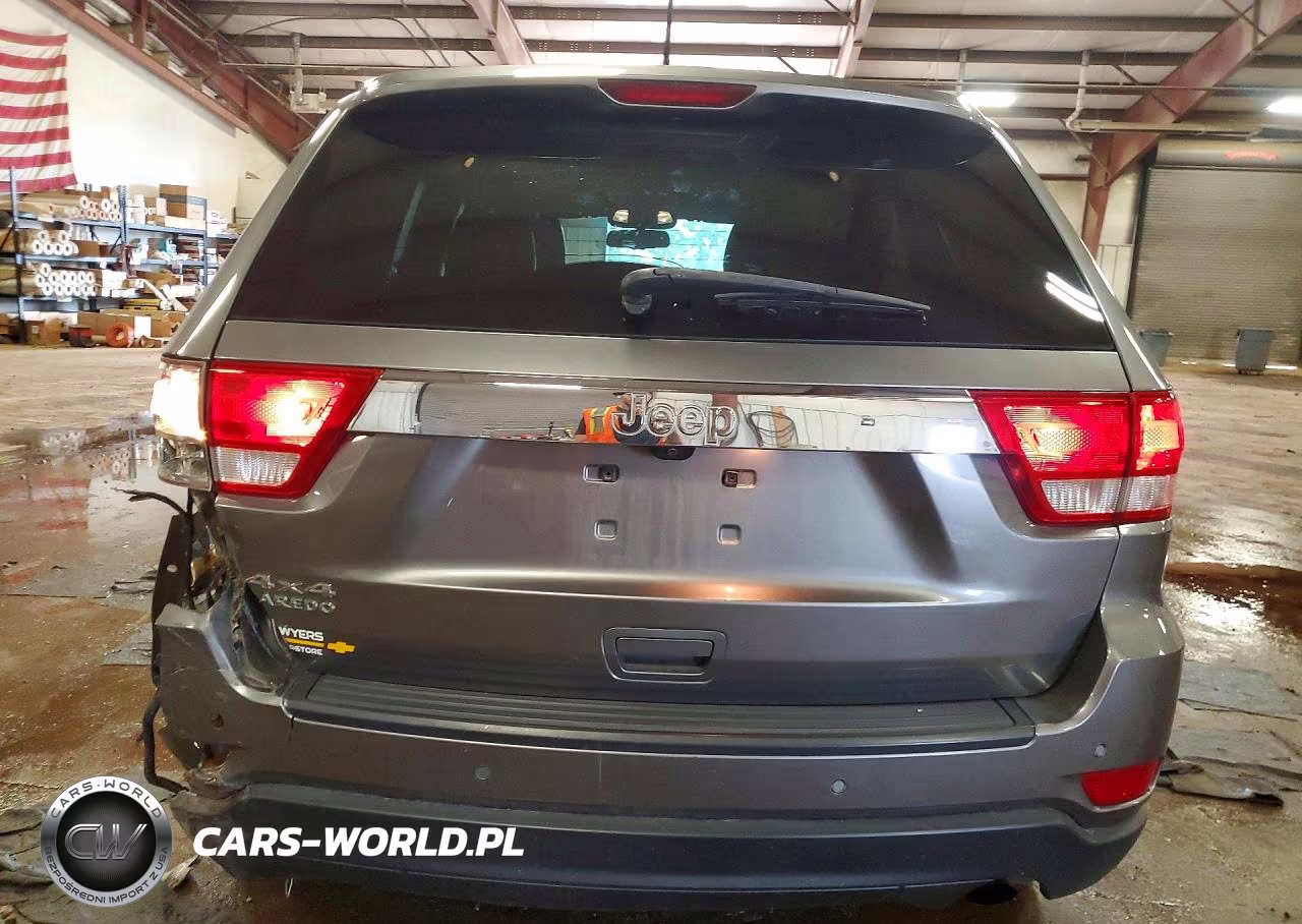 2012 Jeep Grand Cherokee Laredo VIN:1C4RJFAG5CC255555 - 6