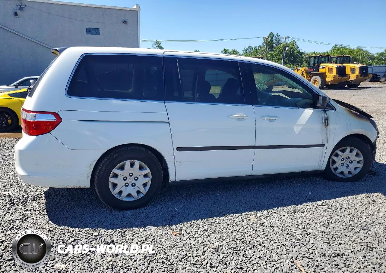 2006 Honda Odyssey Lx VIN:5FNRL38236B097775 - 3