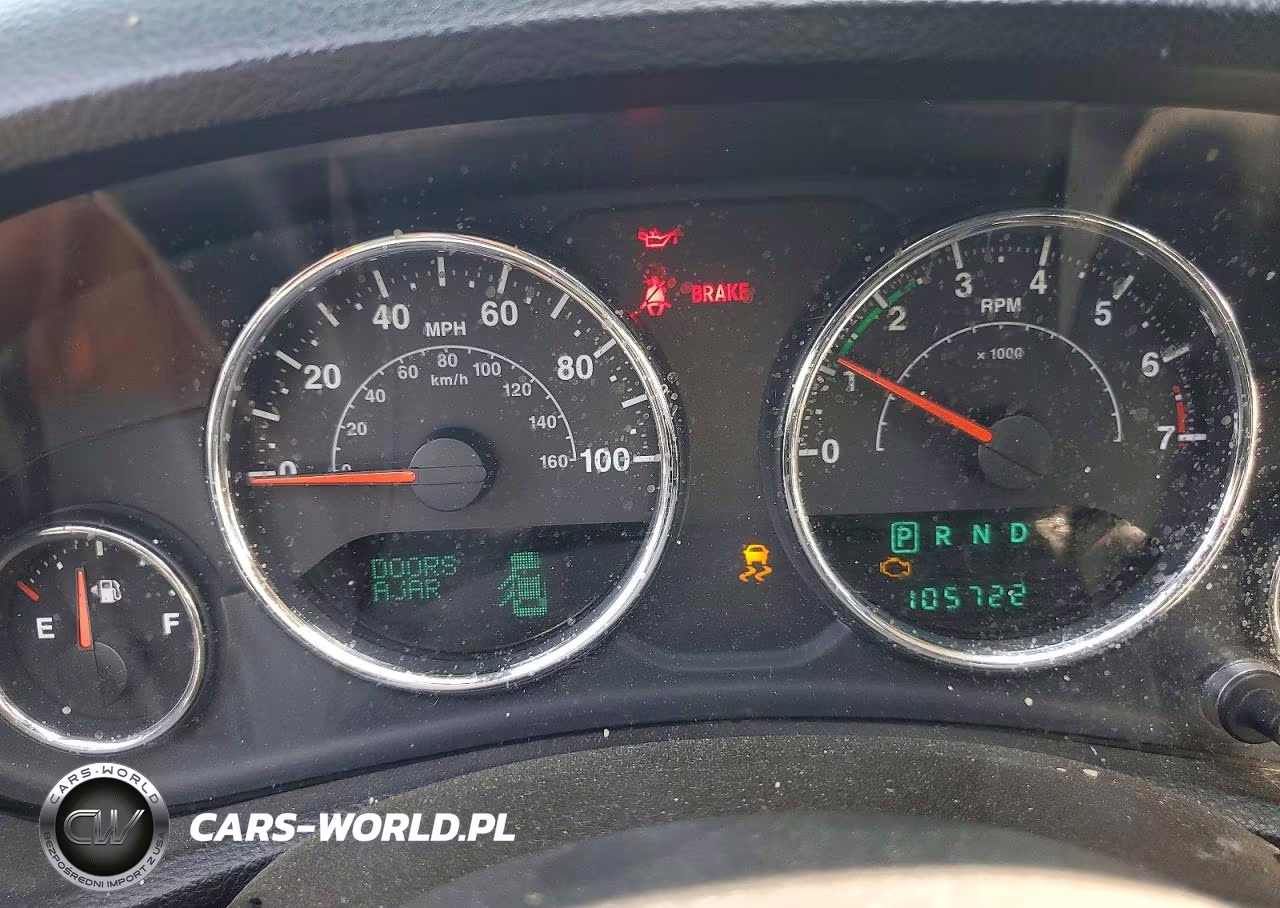 2014 Jeep Wrangler VIN:1C4BJWFG2EL256742 - 9
