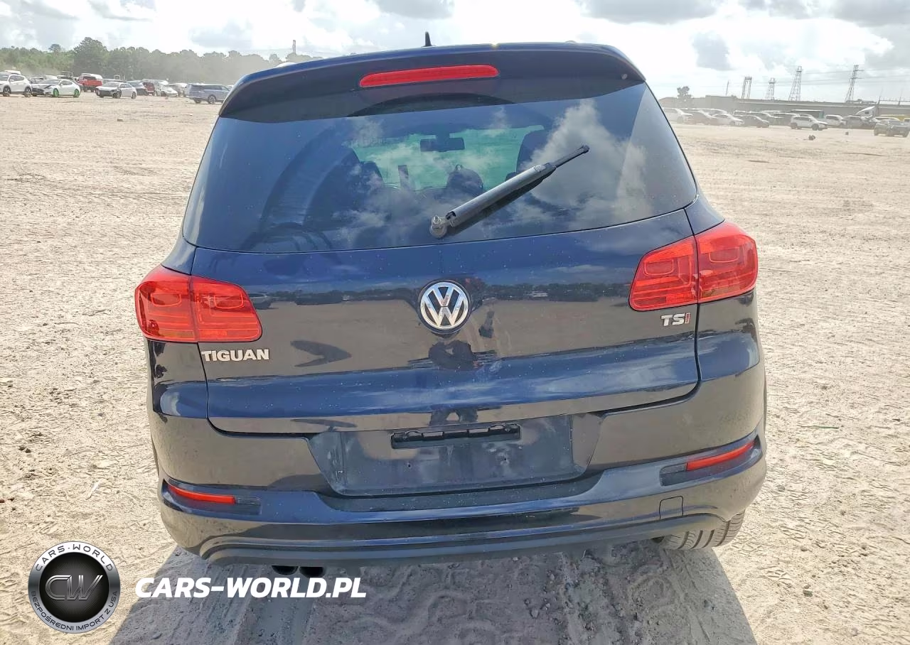2016 Volkswagen Tiguan S VIN:WVGBV7AX9GW606589 - 6