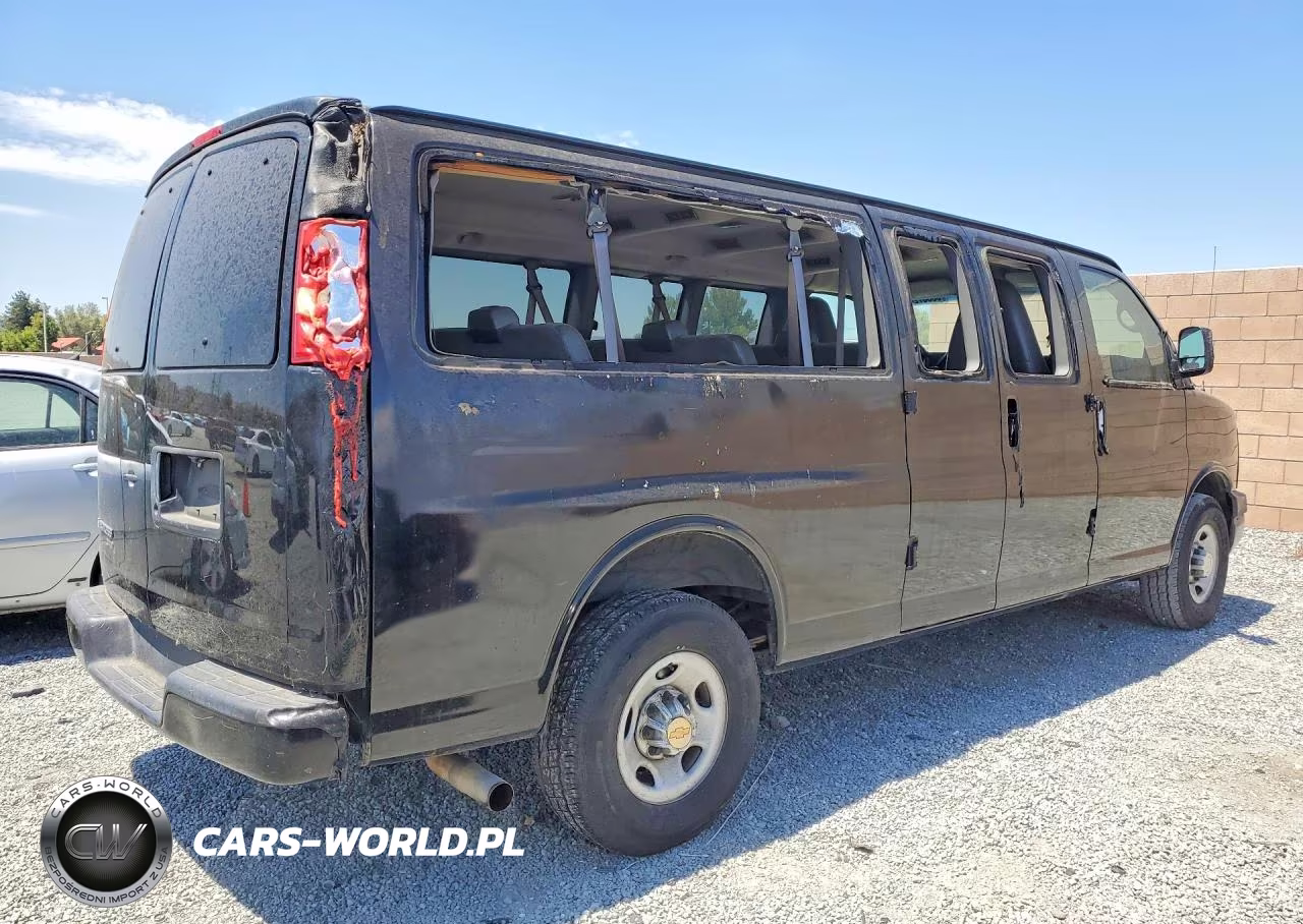 2013 Chevrolet Express G3500 Ls VIN:1GAZGZFA7D1150669 - 3
