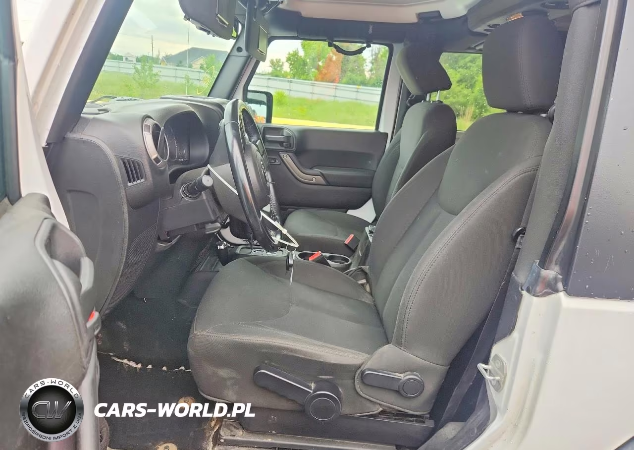 2016 Jeep Wrangler Sport VIN:1C4AJWAG7GL117938 - 7