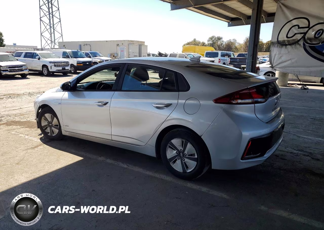 2017 Hyundai Ioniq Blue VIN:KMHC65LCXHU049866 - 2