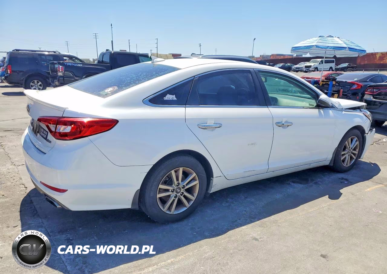 2015 Hyundai Sonata Eco VIN:5NPE24AA3FH130381 - 3