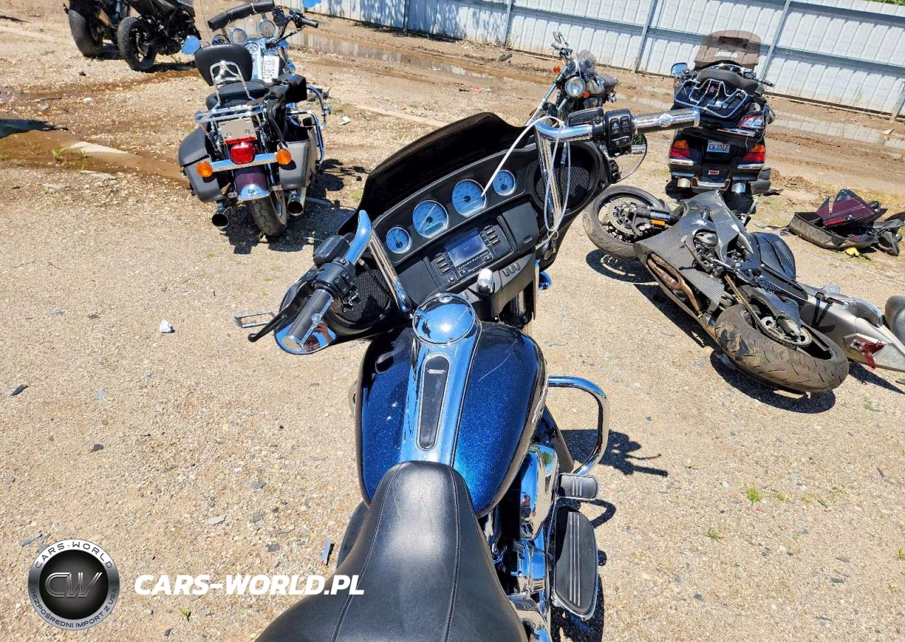 2014 Harley-Davidson Flhx Street Glide VIN:1HD1KBM11EB604843 - 6