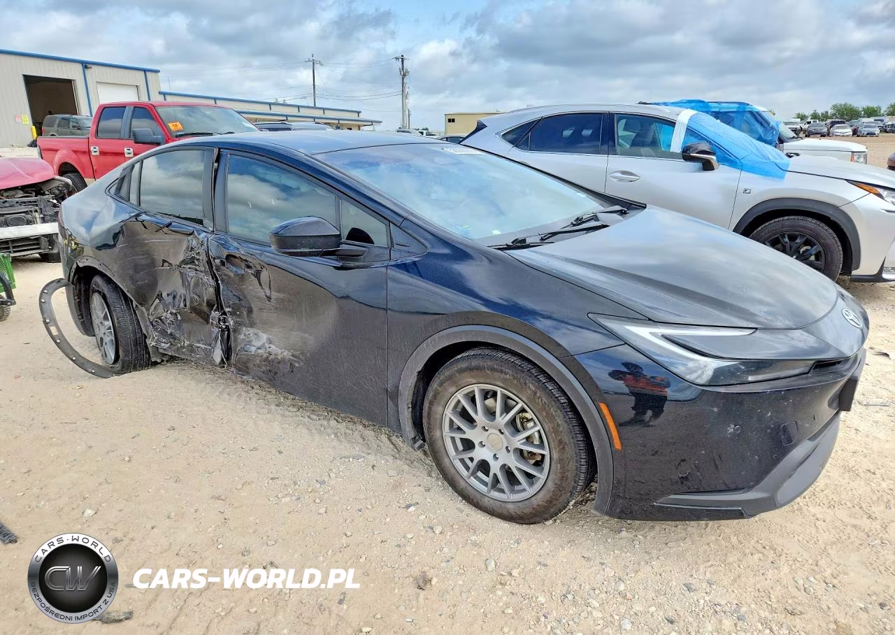2023 Toyota Prius Le VIN:JTDACAAU4P3007951 - 4