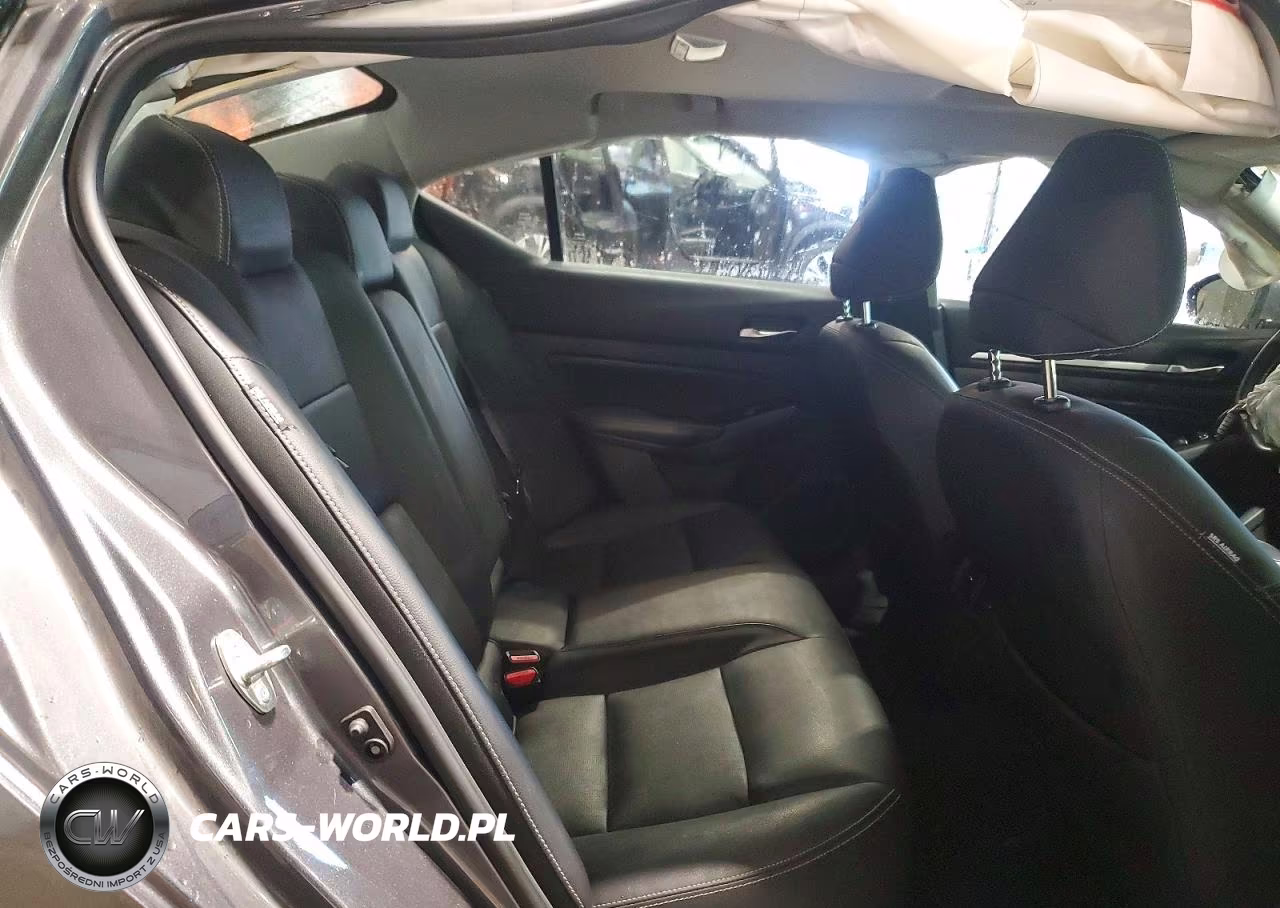 2021 Nissan Altima Platinum VIN:1N4BL4FW5MN390725 - 10